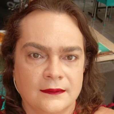 Psicóloga
Psicanalista 
Diversidade & Inclusão 🌈
Travesti 🏳️‍⚧️