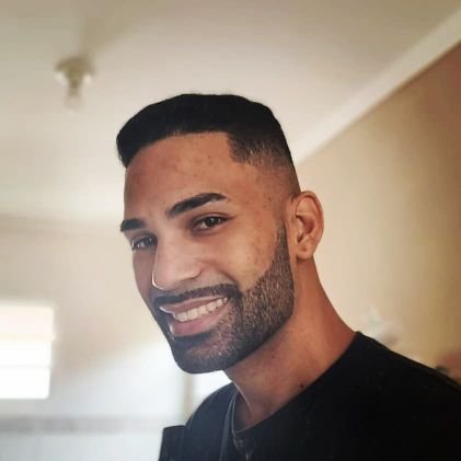 evertonn15's profile picture. 