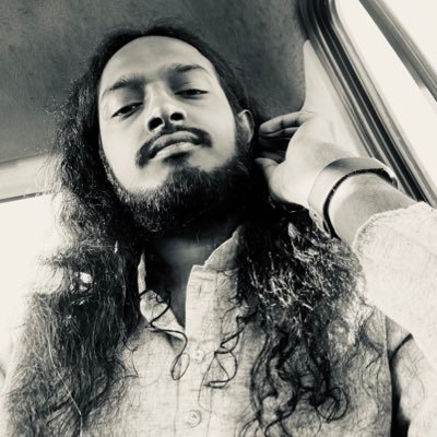 theanonymoses's profile picture. Poetry, literature, and politics, swerving across them all.