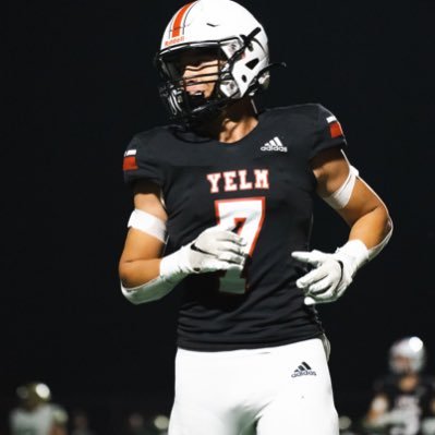 SS/WR/ P |🎓2024 (WA) | Yelm HS | 3.8 GPA | 6’2 | 200| #7 | Pacific Islander 🌺| 2534096493