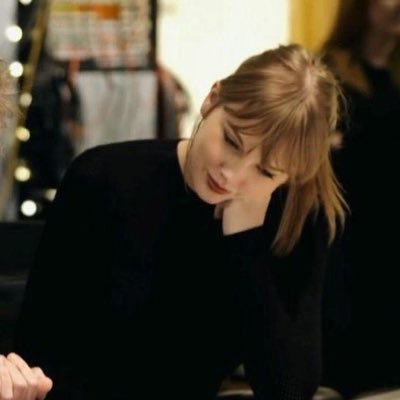 lavendermaes's profile picture. ‘i don't start shit, but i can tell you how it ends’ | stan account