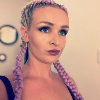 Vanessa (@v_p3rso) 's Twitter Profile