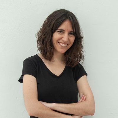 Diseñadora gráfica y consultora en diseño sostenible, feminista y accesible. Fundadora de @hoyDesign