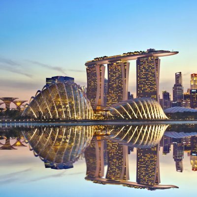 Garden city, tech's ditty. Hello #Singapore! Float in a tech-driven bay. DM for Merlion Meetings & Night Safari Networking \z/