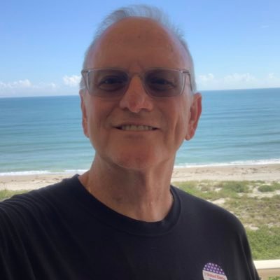 FredSkrobotJr's profile picture. Just living the beach life