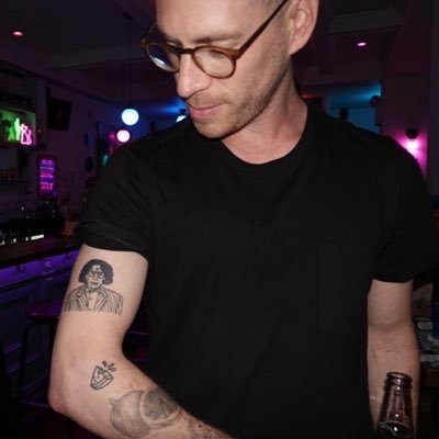 Artorius's profile picture. 1/3 Larry David, 1/3 Stanley Tucci, 1/3 Fran Lebowitz