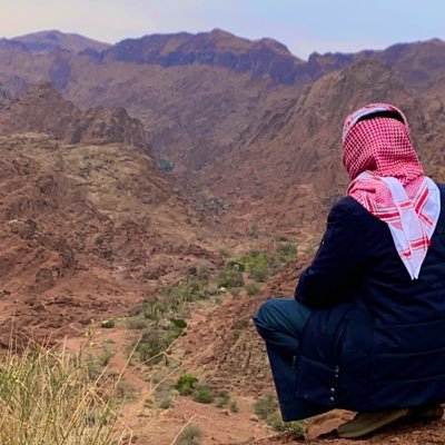 حايلي وماغير حايل شي احب المطر والغيم ☁️🌧