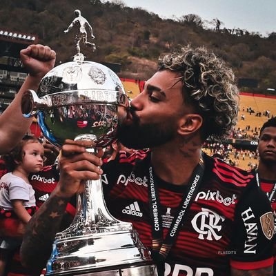 Eu teria um desgosto profundo se faltasse o Flamengo no mundo 🎶⚫🔴
Maior do 🌍