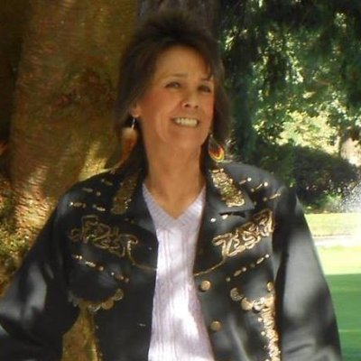 Rmoonsong's profile picture. Following the ways of the ancient, Tarot readings, Full Moon Rituals, Herbal healing. I love books by Dorothy Morrison, & Scott Cunningham.
)0(  Blessed Be!