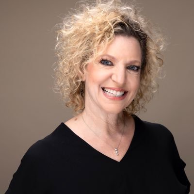 naros222's profile picture. 