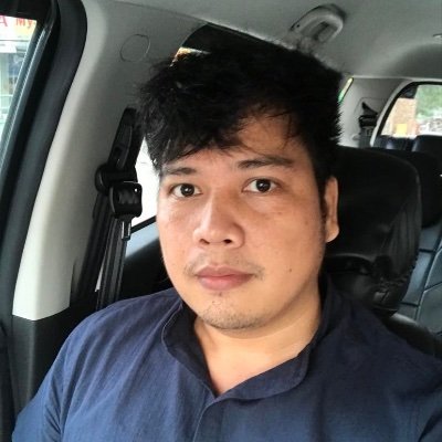 RhandzEruela's profile picture. moody 🤪