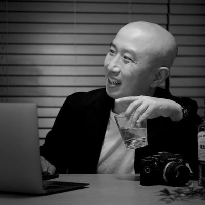 ウイスキーのお仕事がしたいWEBディレクター| ウイスキー検定2級|ウィスキーコニサー合格に向けて勉強中! |広告デザイン・WEBディレクション業界歴14年| Webデザイン技能士|制作会社2社→印刷会社→Webコンサル会社→WEBディレクターとして現職|#広告デザイン #Webデザイン #ウイスキー