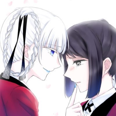 好きな色は青、惹かれる色は紫。 キャラ萌えで百合が好き。