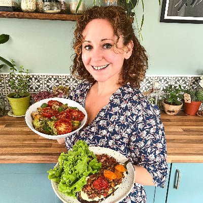 Vegan cookbook author | Rebel Recipes and Be More Vegan | Award winning plant-based blogger | Vegan recipes for real life.

💚

#RebelRecipes