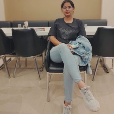 SI_Roshni's profile picture. 