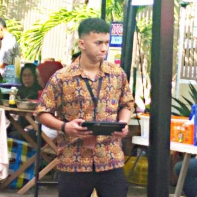 Qwertyyy6661's profile picture. jhon