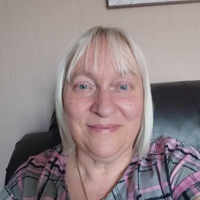 mother of 3, dog lover, very patriotic, anti woke, anti illegal immigrants #BackBoris #neverlabour #godsavetheking