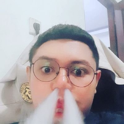 riz_rzlfsn's profile picture. 