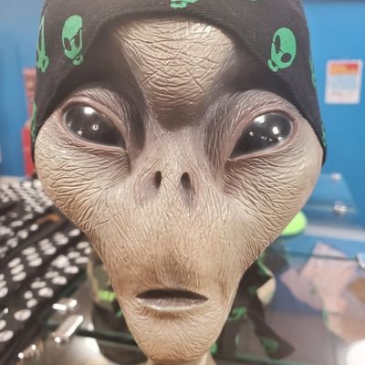 RetroCrapshow's profile picture. 