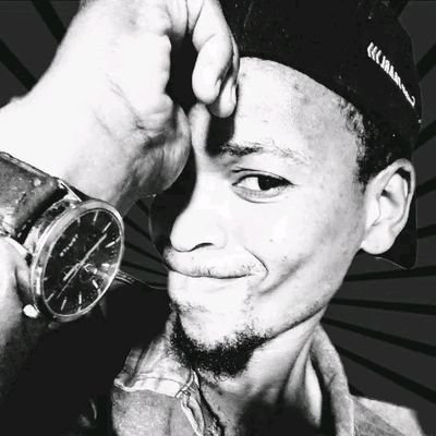 *Humble Soul*❤👆Mamelodi Sundowns👆 fan💛✨Manchester City✨fan*💙🙌Real Madrid🙌 fan💜
*People's Person*❤ 🙏