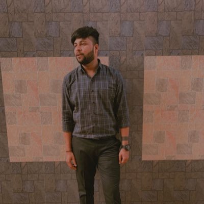 virwal_dev's profile picture. 