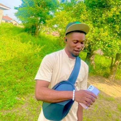 Isholaoluwatom5's profile picture. 