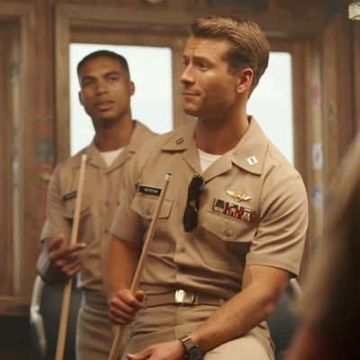 fan account | indefinite rest | 22 | she/her | fic author | top gun, cod and moon knight brainrot🤸| interacts with nsfw!!