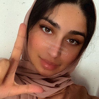 Findom’s one and only #1 Muslim Pakistani Hijabi FinDomme - Financial 𝔇𝔬𝔪𝔦𝔫𝔞𝔱𝔯𝔦𝔵 - UK based - £25 initial tribute to dm - GG the OG xo