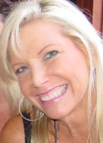 lisa_sosgal's profile picture. 