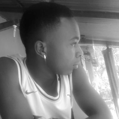 iamgiev's profile picture. Small talks big moves 🇿🇲
No facebook❌|IG:@iamgiev