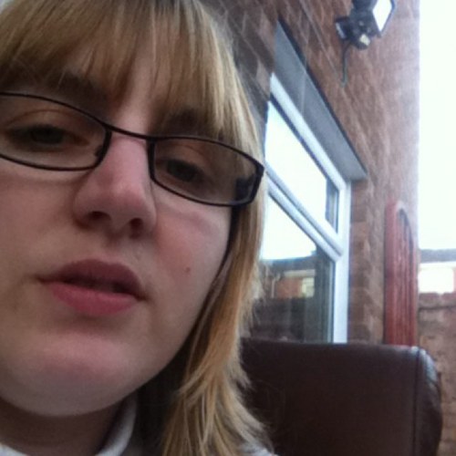 ZoeZoe1929's profile picture. 