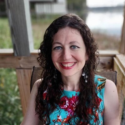 Mental health counselor. Art therapist. Life coach. Self-help writer. Traveling humanitarian. CHANGE YOUR LIFE. CHANGE THE WORLD... https://t.co/jXCwen1iOb