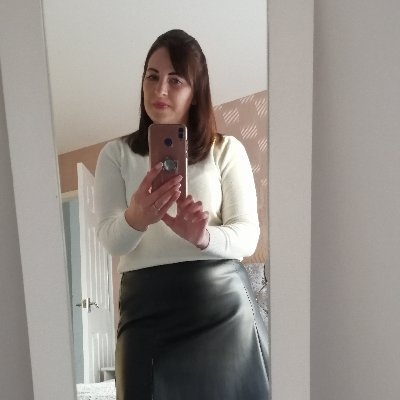 LauraKilleen6's profile picture. 