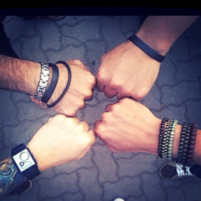 This_is_Genset's profile picture. We're a Rock band from Jakarta!--» @D_e_m_a_s(Vox&Guitars) - @fuadVelocity(Guitars&BackVox) - @manik_ricky(Drums&BackVox) - @ipunkipe(Bass)
Hail Generator!!