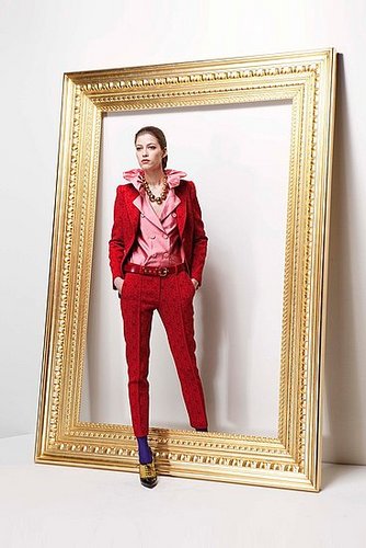 FashionTracks's profile picture. Fashionable and stylish, with shoes to match! Shoes, oh shoes... Peace & Love to all of you!