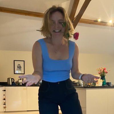 Software Engineer at @farewill | @FoundersCoders alumni 👩🏼💻 | Speak French & Spanish | I like people 👯♀️👯♂️ | Dance enthusiast 💃🏼 All views my own obv