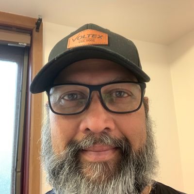 supermariowb's profile picture. Karate black belt, AFL cricket follower. Happy with the simple things in life