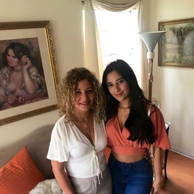 julie_chas's profile picture. S