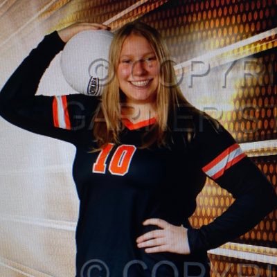 Tom Bean High School 2024🧡🖤* 5'10 Center*💙🏐TBHS”10 Middle 🏐💙