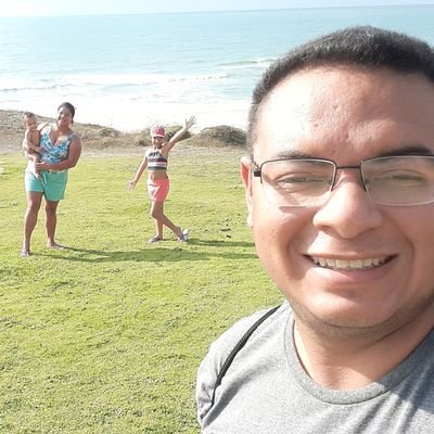 Psicólogo Clínico / Logoterapeuta. 
#amominhafamília