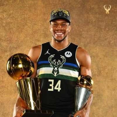 Conta focada no jogador de basquete Giannis Sina Ugo Antetokounmpo.