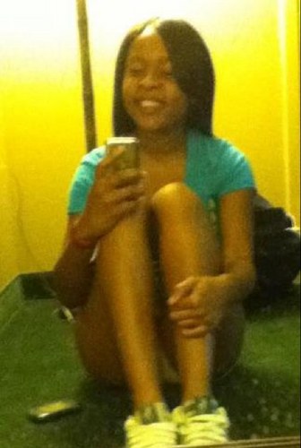 SelfPaiddLove's profile picture. #TeamSingle #TeamChitown 17 years old #TeamMardy #DecemberBabeeee #BSFree #BBM  #TeamChicago