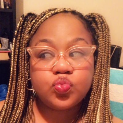 Issa_WriterGurl Profile Picture