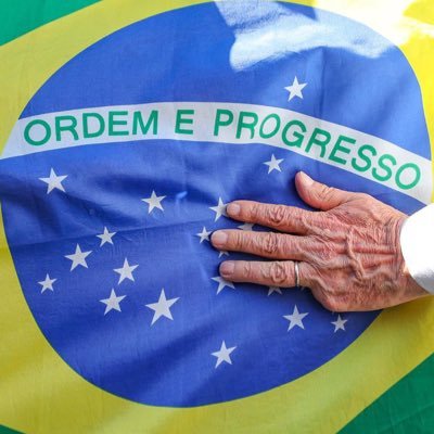 Quebrando o sigilo!! esse tweet fará a contagem regressiva dos dias para a quebra do sigilo de 100 anos de Jair bolsonaro!! 🌟 VAI LULA LAAA 🦑 //