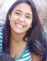 Quando a casa cai , não da pra fraquejar . Quem é guerreiro ta ligado que guerreiro é assim .