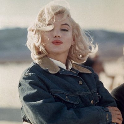 genesisalaia_'s profile picture. ✞=♡/ “The end is the beginning, and the beginning is the end”- Unknown