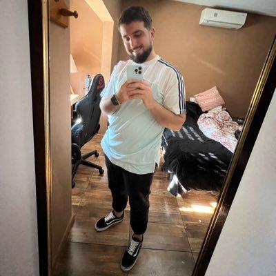 GabyCastellano6's profile picture. dev at @TheSandboxGame 💻