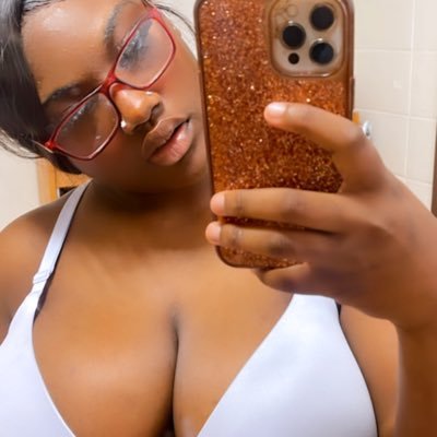 SuppaThirstii's profile picture. 🥜 https://t.co/EvvI8HQtjZ