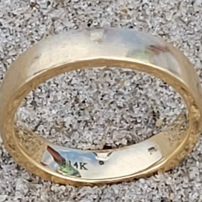 Lost a ring? Using my metal detector.  On the beach,  parks, lawns, shallow water and other places over 325 successful recoveries. Call now! 215-850-0188