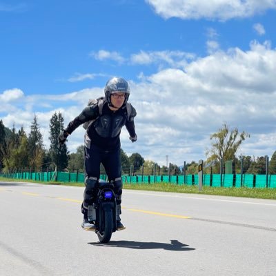 Técnico en Sistemas #Geek #gamer Campusero 100% #Android lo mejor ,#roller #rider #skater y mucho masss...
⚡ COLOMBIA🇨🇴⚡🛞 https://t.co/aDy8wl0FhO